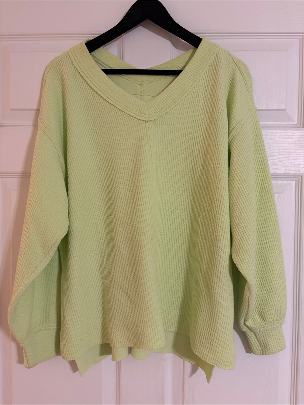 aerie Wonder Textured V-Neck Sweatshirt - Lime Green - Size XS